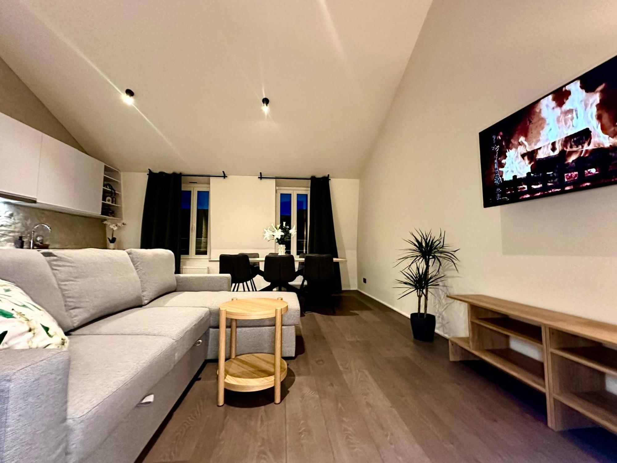 Luxury Suites Princess By Rikas Hotels Antwerp Exterior photo